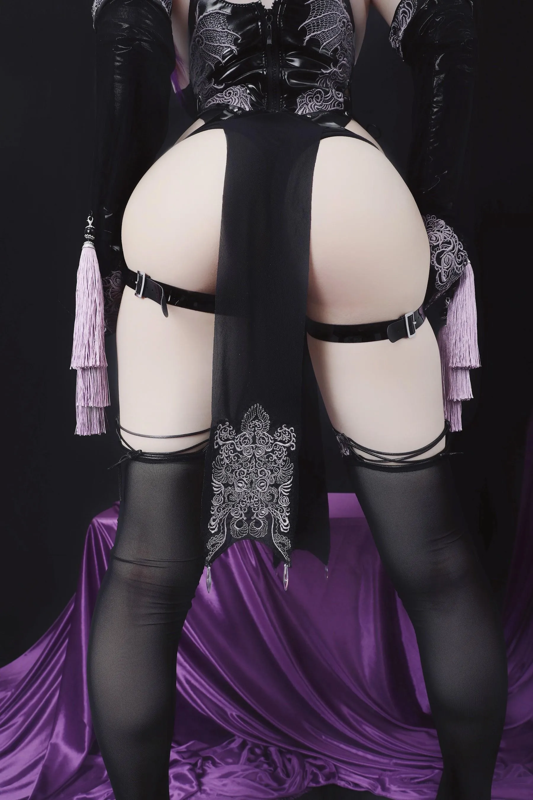 幼愛youmeko – NO.05 紫流苏旗袍 [36P]插图4